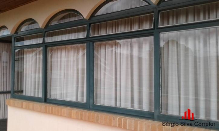 Imagem Casa com 3 Quartos à Venda, 400 m² em Vila Abernéssia - Campos Do Jordão Imagem Casa com 3 Quartos à Venda, 400 m² em Vila Abernéssia - Campos Do Jordão