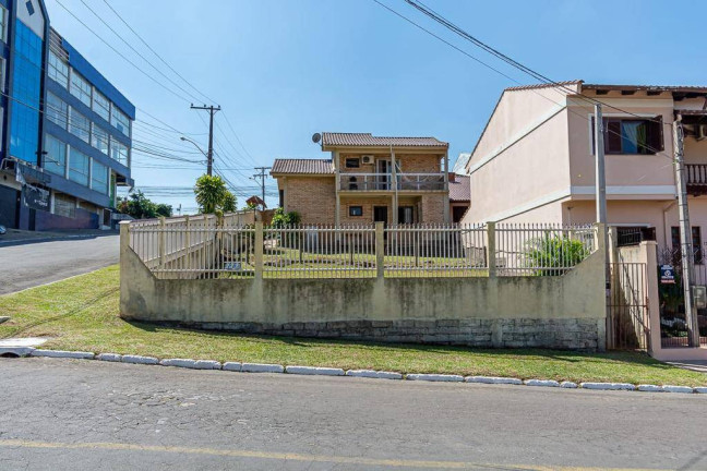 Imagem Casa com 3 Quartos à Venda, 144 m² em Jansen - Gravataí