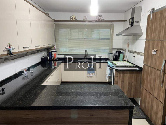 Imagem Sobrado com 3 Quartos à Venda, 253 m² em Vila Pinheirinho - Santo André