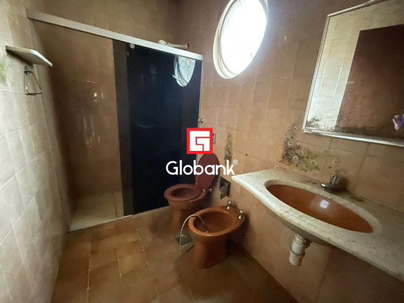 Imagem Casa com 5 Quartos para Alugar, em Jardim Panorama - Montes Claros Imagem Casa com 5 Quartos para Alugar, em Jardim Panorama - Montes Claros