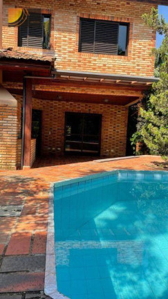 Casa com 4 Quartos à Venda ou Locação, 645 m² em Alphaville - Barueri