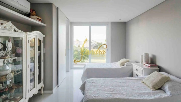 Imagem Casa de Condomínio com 5 Quartos à Venda, 360 m² em Centro - Xangri-la