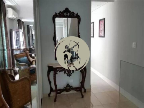 Imagem Casa com 4 Quartos à Venda, 190 m² em Embare - Santos Imagem Casa com 4 Quartos à Venda, 190 m² em Embare - Santos