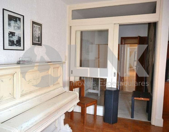 Imagem Apartamento com 3 Quartos à Venda, 183 m² em Rio Branco - Porto Alegre Imagem Apartamento com 3 Quartos à Venda, 183 m² em Rio Branco - Porto Alegre
