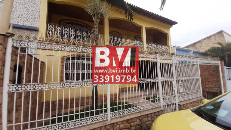 Imagem Casa com 3 Quartos à Venda, 243 m² em Vila Da Penha - Rio De Janeiro Imagem Casa com 3 Quartos à Venda, 243 m² em Vila Da Penha - Rio De Janeiro