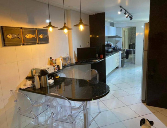 Apartamento com 3 Quartos à Venda, 196 m² em Recife