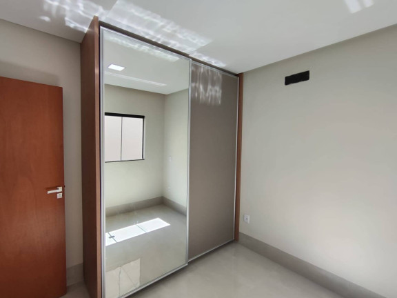 Imagem Casa com 3 Quartos à Venda, 210 m² em Cidade Satélite São Luiz - Aparecida De Goiânia