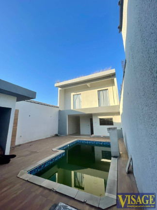 Casa com 2 Quartos à Venda,  em Pq. Dos Sinos - Jacareí