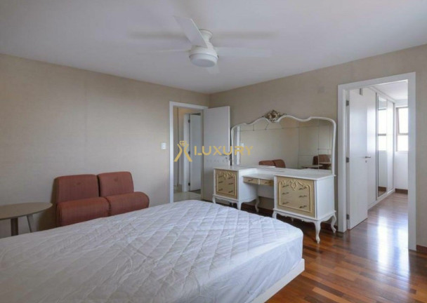 Imagem Imóvel com 4 Quartos à Venda, 244 m² em Vila Da Serra - Nova Lima Imagem Imóvel com 4 Quartos à Venda, 244 m² em Vila Da Serra - Nova Lima