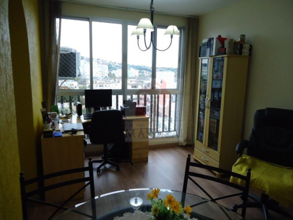 Imagem Apartamento com 2 Quartos à Venda, 61 m² em Cristal - Porto Alegre Imagem Apartamento com 2 Quartos à Venda, 61 m² em Cristal - Porto Alegre