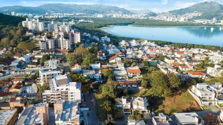 Imagem Apartamento com 2 Quartos à Venda, 71 m² em João Paulo - Florianópolis Imagem Apartamento com 2 Quartos à Venda, 71 m² em João Paulo - Florianópolis