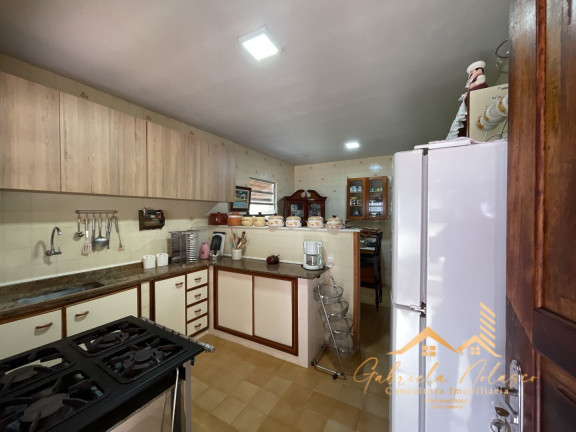 Imagem Imóvel com 7 Quartos à Venda, 288.000 m² em Itaipava - Petrópolis Imagem Imóvel com 7 Quartos à Venda, 288.000 m² em Itaipava - Petrópolis
