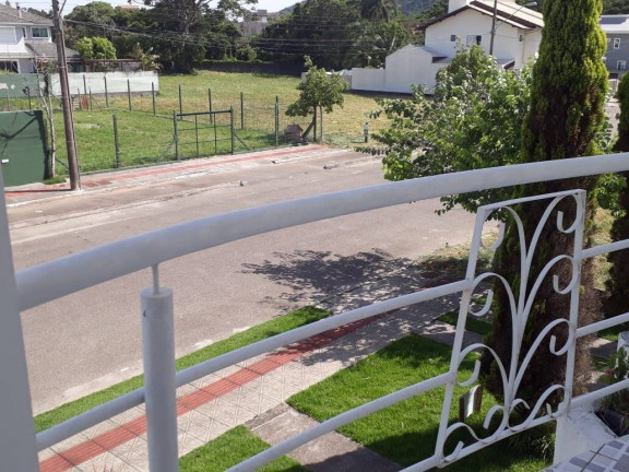 Imagem Casa com 3 Quartos à Venda, 450 m² em Cachoeira Do Bom Jesus - Florianópolis Imagem Casa com 3 Quartos à Venda, 450 m² em Cachoeira Do Bom Jesus - Florianópolis