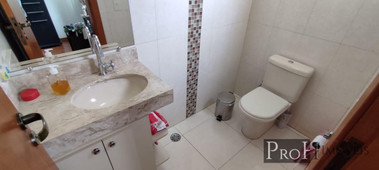 Sobrado com 3 Quartos à Venda, 244 m² em Campestre - Santo André