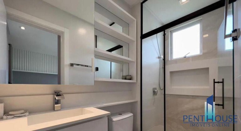 Imagem Apartamento com 4 Quartos à Venda, 153 m² em Centro - Balneário Camboriú Imagem Apartamento com 4 Quartos à Venda, 153 m² em Centro - Balneário Camboriú