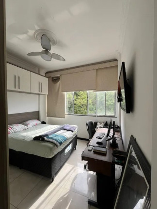 Imagem Imóvel com 1 Quarto à Venda, 50 m² em São Francisco - Niterói Imagem Imóvel com 1 Quarto à Venda, 50 m² em São Francisco - Niterói