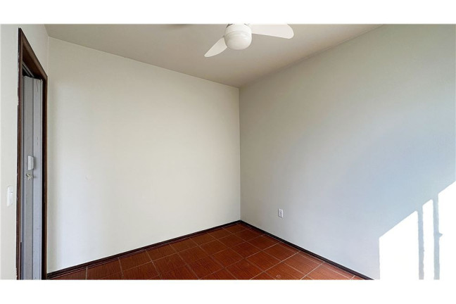 Imagem Imóvel com 1 Quarto à Venda,  em Teresópolis - Porto Alegre