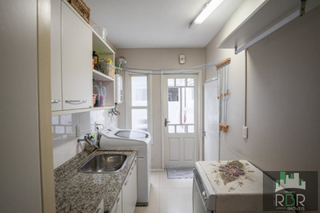Imagem Casa com 4 Quartos à Venda, 223 m² em Torres