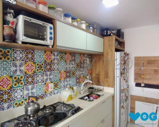 Imagem Imóvel com 2 Quartos à Venda, 68 m² em Menino Deus - Porto Alegre Imagem Imóvel com 2 Quartos à Venda, 68 m² em Menino Deus - Porto Alegre