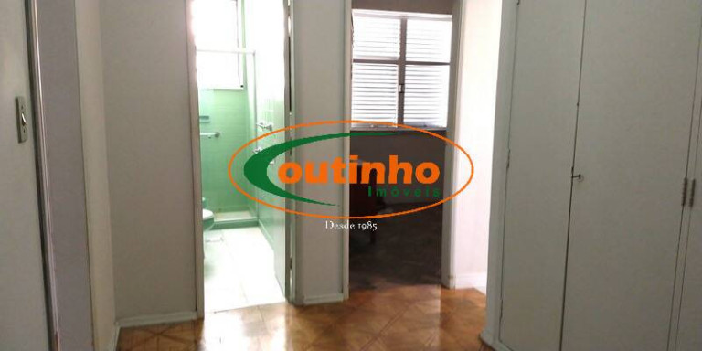 Imagem Apartamento com 3 Quartos à Venda, 130 m² em Tijuca - Rio De Janeiro Imagem Apartamento com 3 Quartos à Venda, 130 m² em Tijuca - Rio De Janeiro
