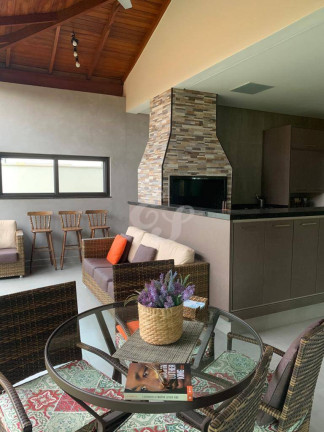 Imagem Casa de Condomínio com 4 Quartos à Venda, 300 m² em Alphaville - Santana De Parnaíba Imagem Casa de Condomínio com 4 Quartos à Venda, 300 m² em Alphaville - Santana De Parnaíba