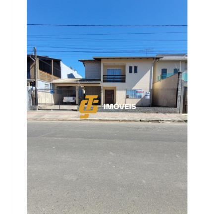 Casa com 3 Quartos à Venda, 280 m² em Centro - Camboriú