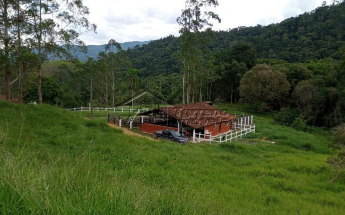 Imagem Imóvel com 3 Quartos à Venda, 200 m² em Zona Norte - São José Dos Campos Imagem Imóvel com 3 Quartos à Venda, 200 m² em Zona Norte - São José Dos Campos