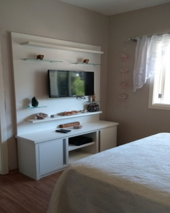 Imagem Imóvel com 3 Quartos à Venda, 193 m² em Nonoai - Porto Alegre Imagem Imóvel com 3 Quartos à Venda, 193 m² em Nonoai - Porto Alegre