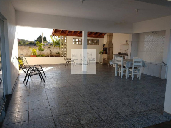 Imagem Chácara com 2 Quartos à Venda, 300 m² Imagem Chácara com 2 Quartos à Venda, 300 m²