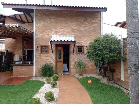 Imagem Casa com 3 Quartos à Venda, 360 m² em Cidade Jardim - Pirassununga
