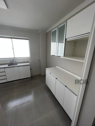 Imagem Apartamento com 3 Quartos à Venda, 120 m² em Petrópolis - Porto Alegre Imagem Apartamento com 3 Quartos à Venda, 120 m² em Petrópolis - Porto Alegre