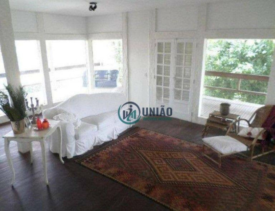 Imagem Casa com 5 Quartos à Venda, 450 m² em Badu - Niterói