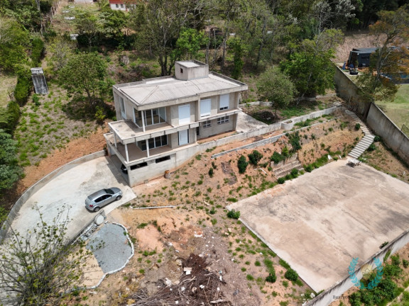 Imagem Chácara com 3 Quartos à Venda, 314 m² em Planalto Verde - São Roque