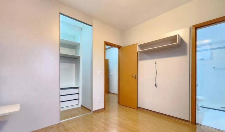 Imagem Apartamento com 3 Quartos à Venda, 93 m² em Buritis - Belo Horizonte