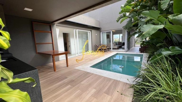 Imagem Casa de Condomínio com 4 Quartos à Venda, 225 m² em Noiva Do Mar - Xangri-la