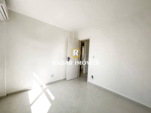Imagem Cobertura com 4 Quartos à Venda, 180 m² em Algodoal - Cabo Frio