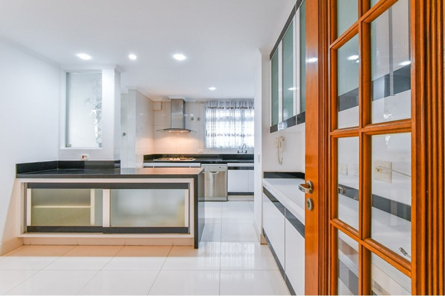 Imagem Apartamento com 3 Quartos à Venda, 214 m² em Itaim Bibi - São Paulo