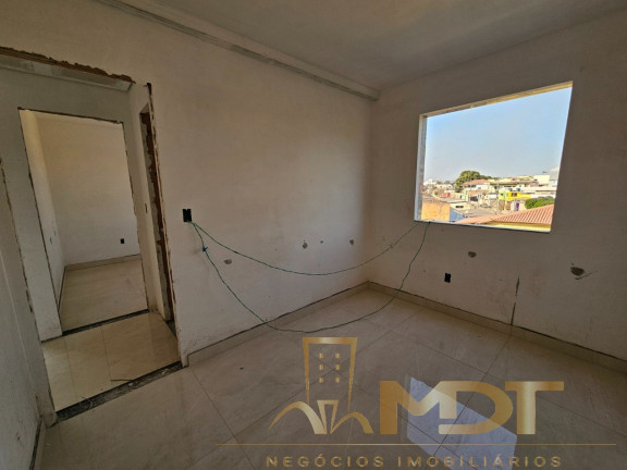 Imagem Imóvel com 2 Quartos à Venda, 100 m² em Rio Branco - Belo Horizonte