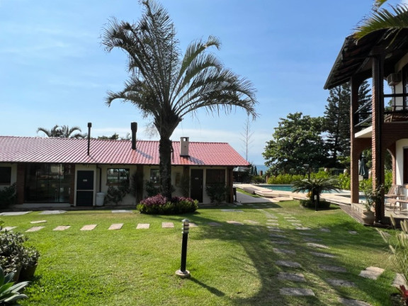 Imagem Imóvel com 2 Quartos à Venda, 130 m² em Praia Do Estaleirinho - Balneário Camboriú Imagem Imóvel com 2 Quartos à Venda, 130 m² em Praia Do Estaleirinho - Balneário Camboriú