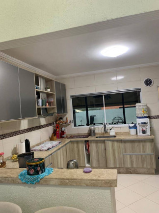 Imagem Casa com 3 Quartos à Venda, 250 m² em Centro - Boituva