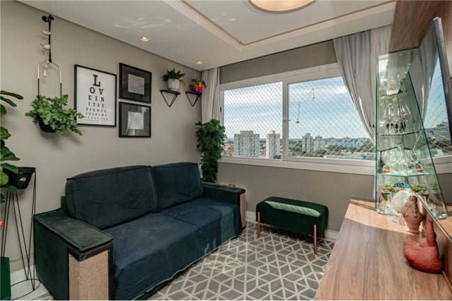 Imagem Apartamento com 3 Quartos à Venda, 76 m² em São Sebastião - Porto Alegre