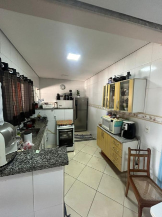 Imagem Casa com 2 Quartos à Venda, 214 m² em Jardim Silvestre Iv - Amparo Imagem Casa com 2 Quartos à Venda, 214 m² em Jardim Silvestre Iv - Amparo