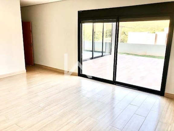 Imagem Casa com 3 Quartos à Venda, 264 m² em Tanque - Atibaia Imagem Casa com 3 Quartos à Venda, 264 m² em Tanque - Atibaia
