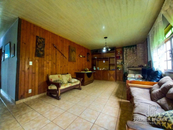 Imagem Casa com 3 Quartos à Venda, 114 m² em Pimenteiras - Teresópolis