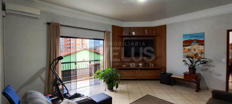 Imagem Casa com 2 Quartos à Venda, 252 m² em Vila Barth - Itapetininga Imagem Casa com 2 Quartos à Venda, 252 m² em Vila Barth - Itapetininga