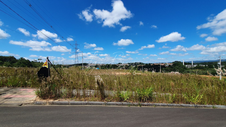 Imagem Terreno à Venda, 180 m² em Bom Jesus - Campo Largo Imagem Terreno à Venda, 180 m² em Bom Jesus - Campo Largo