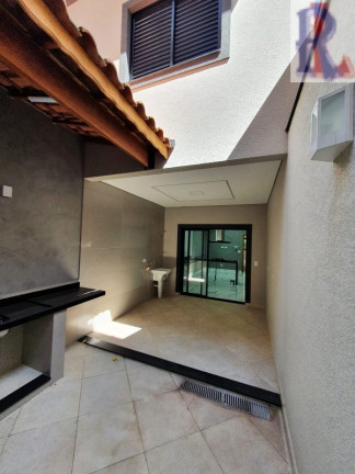 Imagem Sobrado com 3 Quartos à Venda, em Jardim Santo Elias - São Paulo Imagem Sobrado com 3 Quartos à Venda, em Jardim Santo Elias - São Paulo