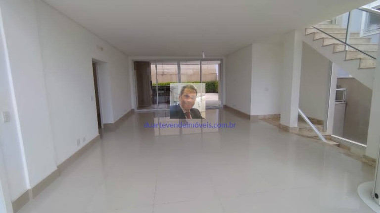 Imagem Casa com 4 Quartos à Venda, 430 m² em Alphaville - Santana De Parnaíba Imagem Casa com 4 Quartos à Venda, 430 m² em Alphaville - Santana De Parnaíba