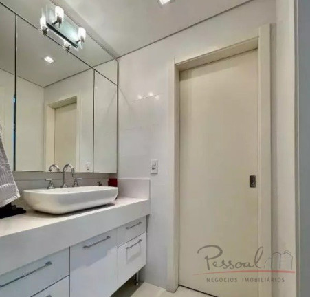 Foto do imóvel Apartamento com 3 Quartos à Venda, 185 m² em Centro - Florianópolis