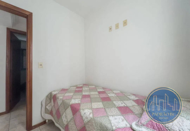 Imagem Apartamento com 3 Quartos à Venda, 126 m² em Centro - Balneário Camboriú Imagem Apartamento com 3 Quartos à Venda, 126 m² em Centro - Balneário Camboriú